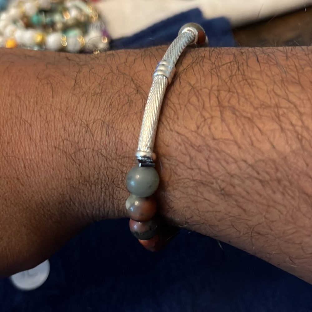 Beaded bracelets - Picture 3 of 4